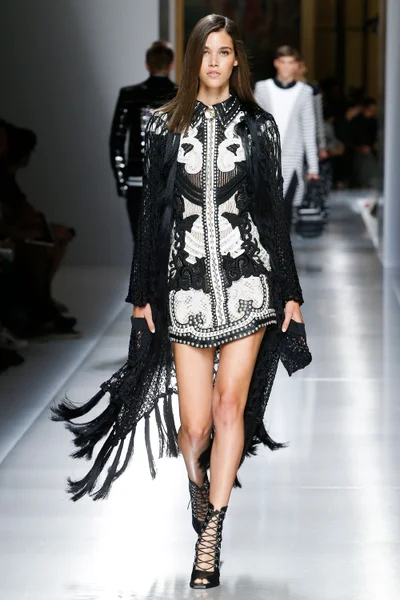 Look 35